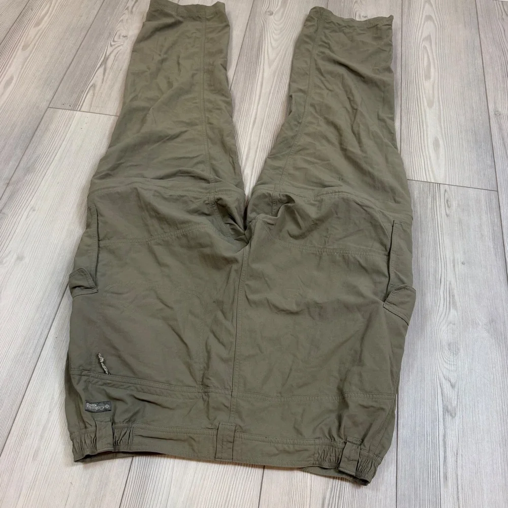 Columbia GRT Mens Convertible Cargo Pants Green Large 32 Inseam EM8166